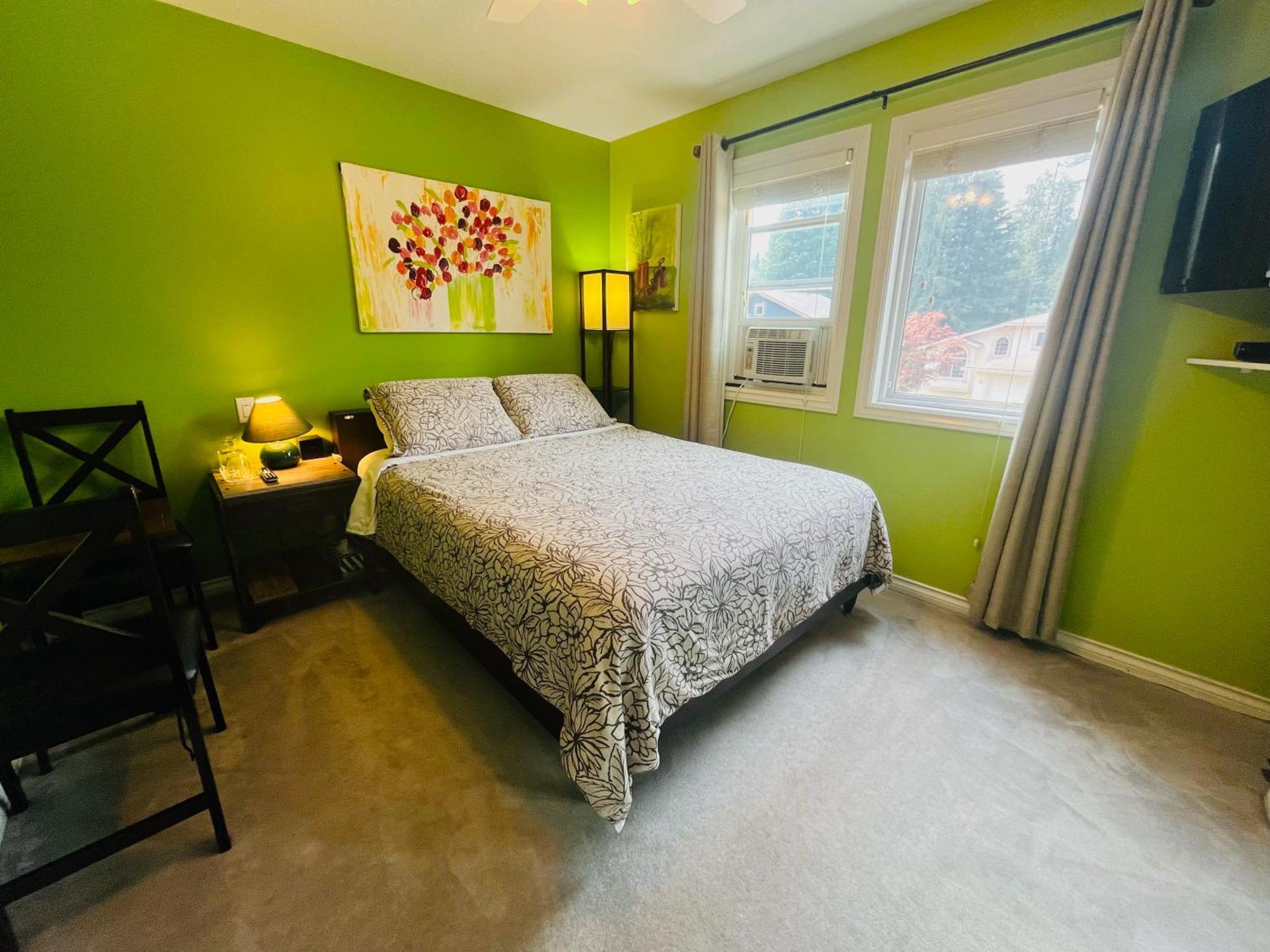 Cornerstone Bed And Breakfast Revelstoke Kültér fotó